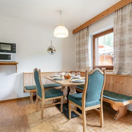 Zellner 4 Und 5 Apartment *